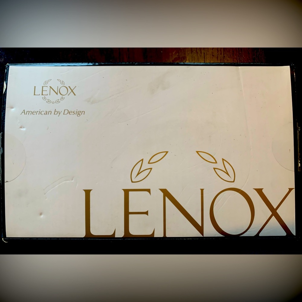Lenox 18/10 stainless 112 piece silverware set